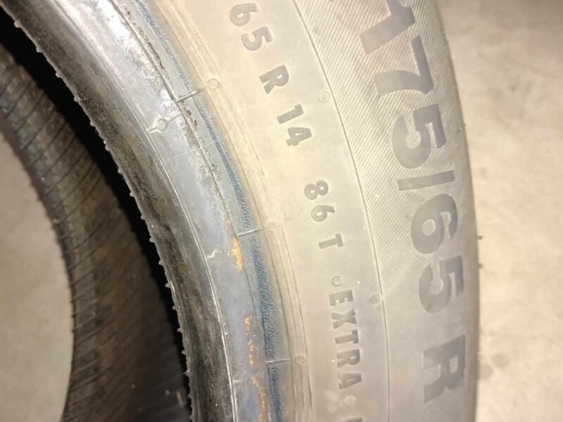 2 pneus été Continental contact5 175/65r14 86t 5mm
