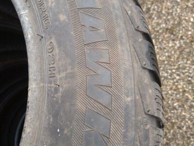 2 pneus hiver 205/60r16 92h Firestone Winterhawk 2 6mm scenic