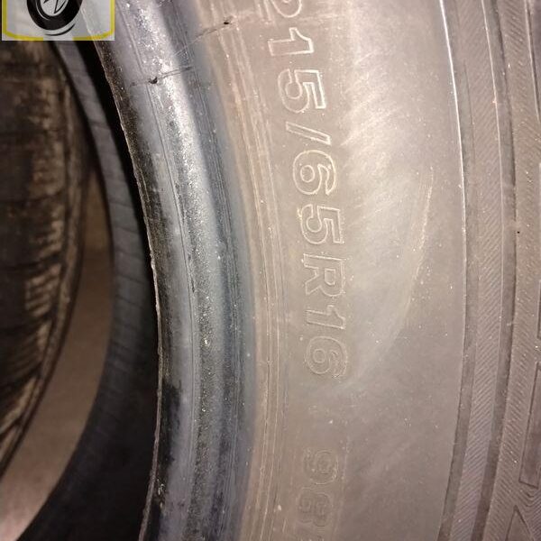 3 pneus hiver neige Bridgestone 6,5mm 215/65r16 98h lm30